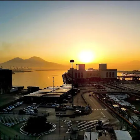 Anami Harbor Retreat بيت ضيافة