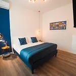 Anami Harbor Retreat 3* نابولي